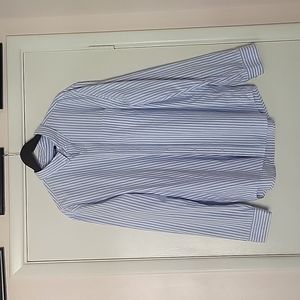 Crown & Ivy Classic Fit Button Down Dress Shirt